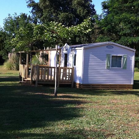 Camping Miami Plage Hotel Poggio Mezzana ภายนอก รูปภาพ